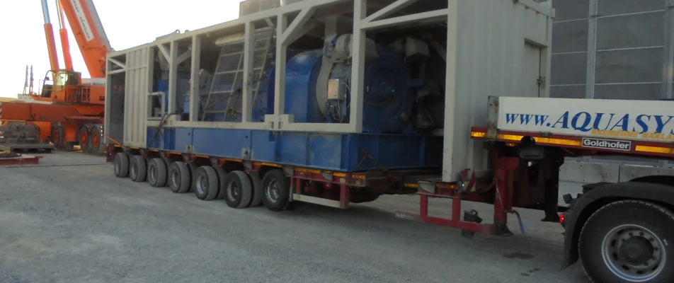How are heavy goods vehicles transported across Europe?