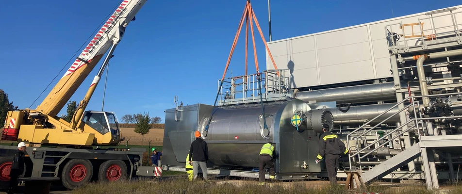 Встановлення двох вхідних нагрівачів для технології осушення газу на PZP Dambořice