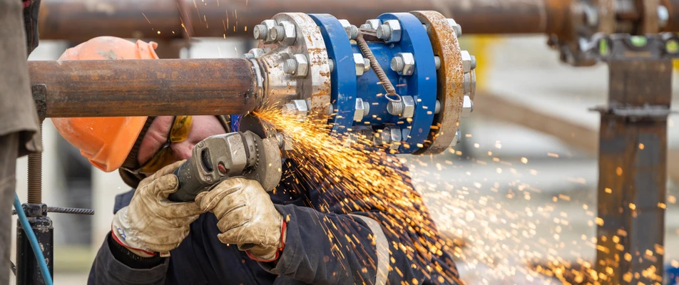 Stavební ruch uprostřed bažiny. Rozvoj ložiska Tynivská pokračuje