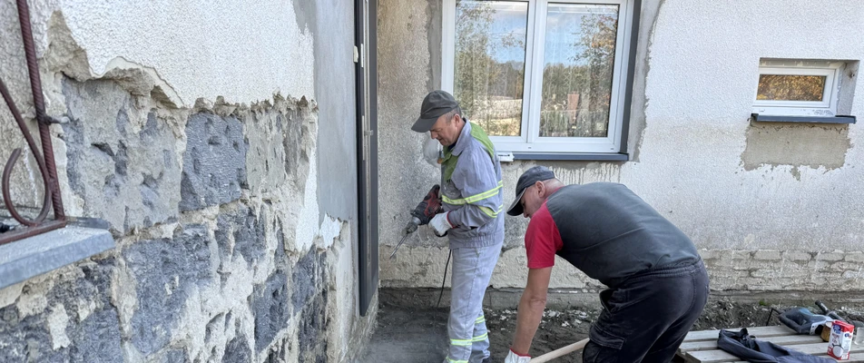 Pomoc po povodních v Mikulovicích: Den plný solidarity a odhodlání